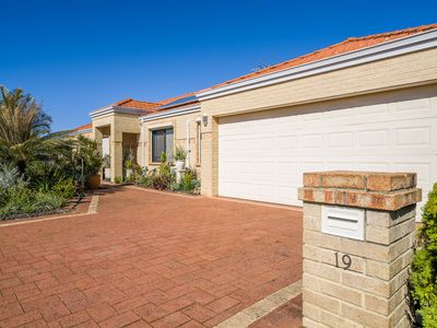 19 Estcourt Road, Redcliffe