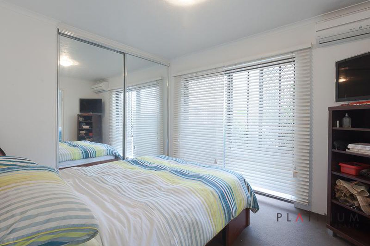 2 / 2269-2271 Gold Coast Highway, Mermaid Beach