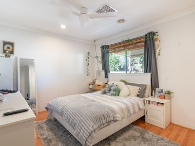 18 Oak Way, Baldivis