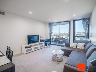 122 / 45 West Row, City