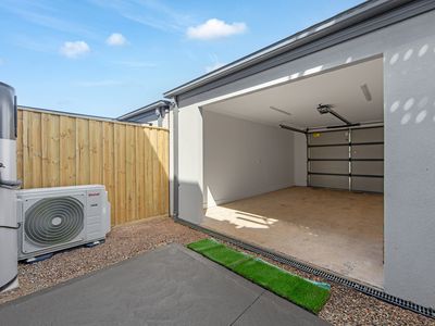 6 Filly Walk , Fraser Rise