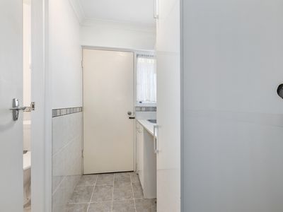 132 Treasure Road, Queens Park