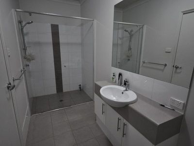 15 Snappygum Street, Newman