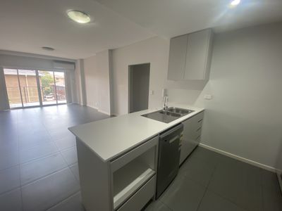 8 / 67 Bathurst Street, Liverpool