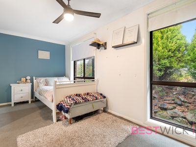 7 Casey Circuit, West Bathurst