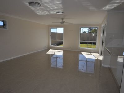 6 Terrazzo Court, Dubbo