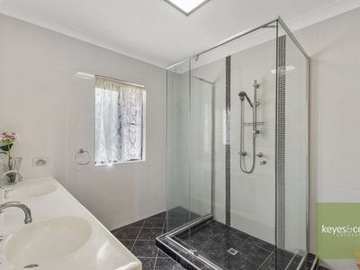 95 Marabou Drive, Annandale