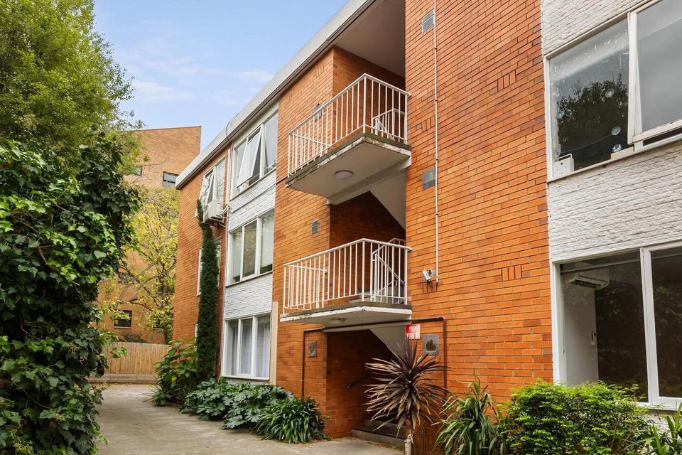 1 / 5 Mcgrath Court, Richmond