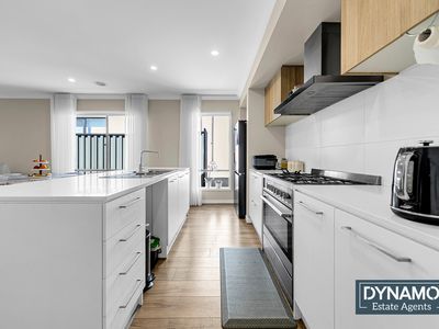 9 Spreading Road, Mickleham