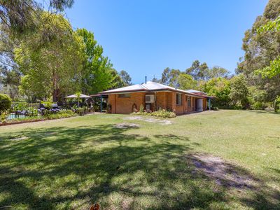 8 Boronia Road, Banjup