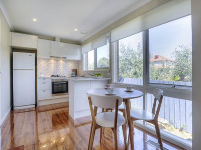 5 / 6 Fortune Street, Box Hill North