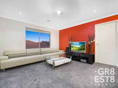 6 Royal Ct, Narre Warren South