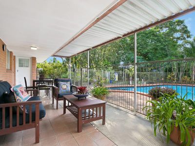 16 Packman Avenue, Rochedale South
