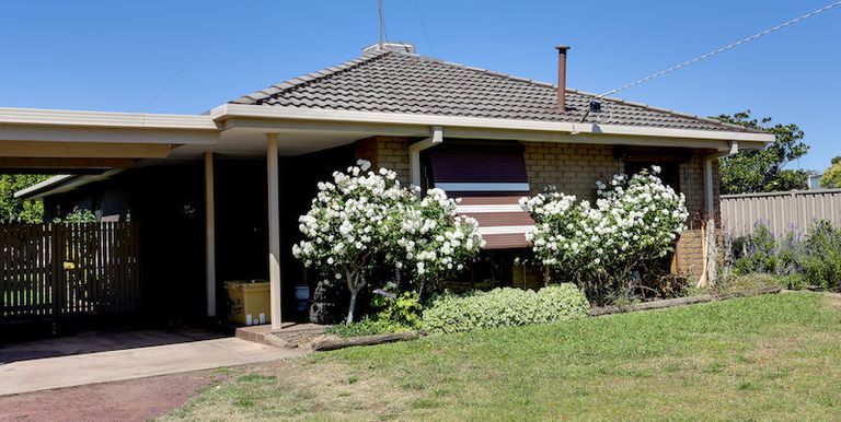 14 Pleasance Ave, Euroa