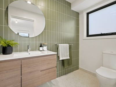 1 / 5 Thorne Avenue, Legana