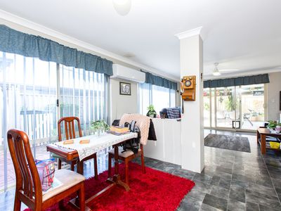 12 Sparrow Crescent, Broadwater