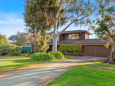 2 Desford Close, Shelley