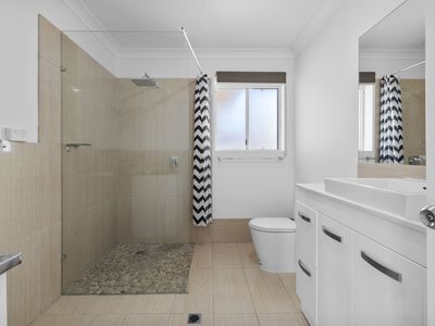 4 / 18 Augustus Street, Toowong