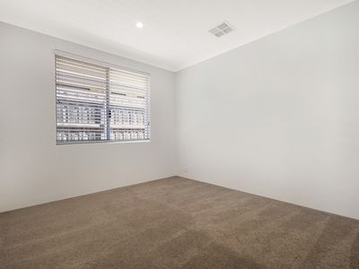 10 St Anthony Avenue, Quinns Rocks