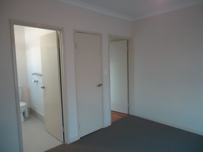 9A Gibb Crescent, Westminster