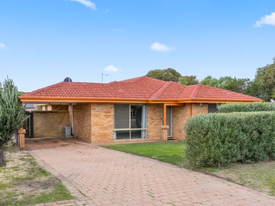 60 Saint Barnabas Boulevard, Quinns Rocks