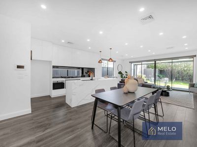 2A Lincoln Drive, Keilor East