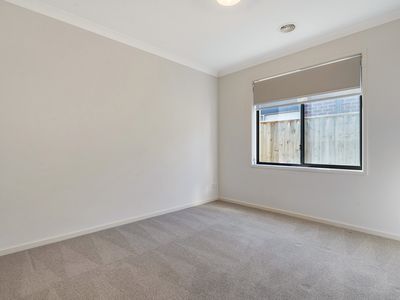 108 Oakbank Blvd, Whittlesea