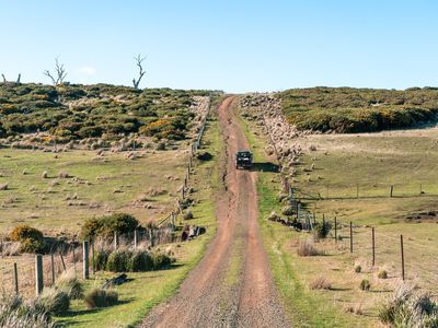 "Goat Gully/Old Hut Hill" Lemont Road, Lemont
