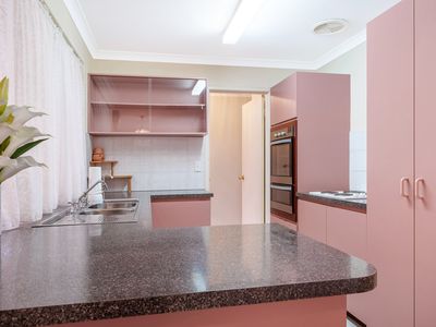 2B Eaglemont Drive, Swan View