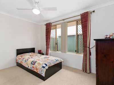 93 Bindoon Loop, Huntingdale