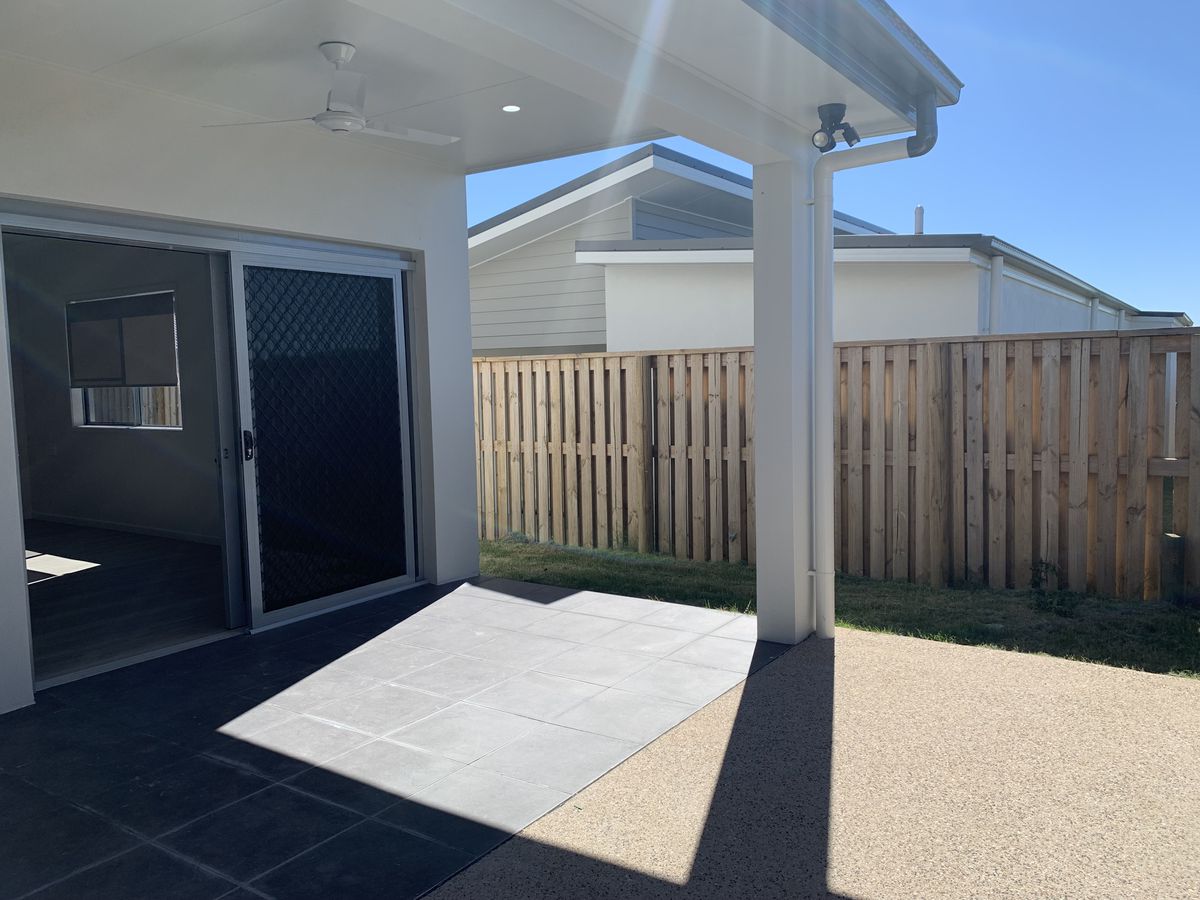 2 Henley Close, Blacks Beach