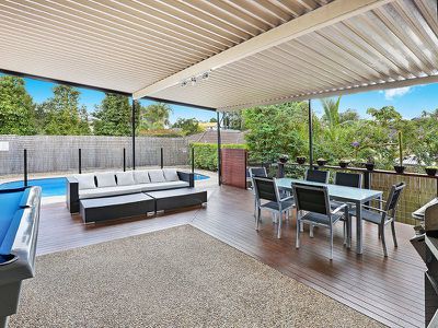 17 Ghost Gum Avenue, Kuluin