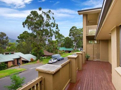 3 Koombala Grove, Cordeaux Heights