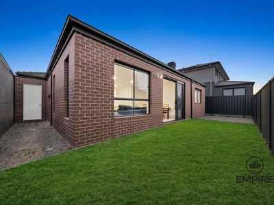 92 Athenaeum Avenue, Clyde North