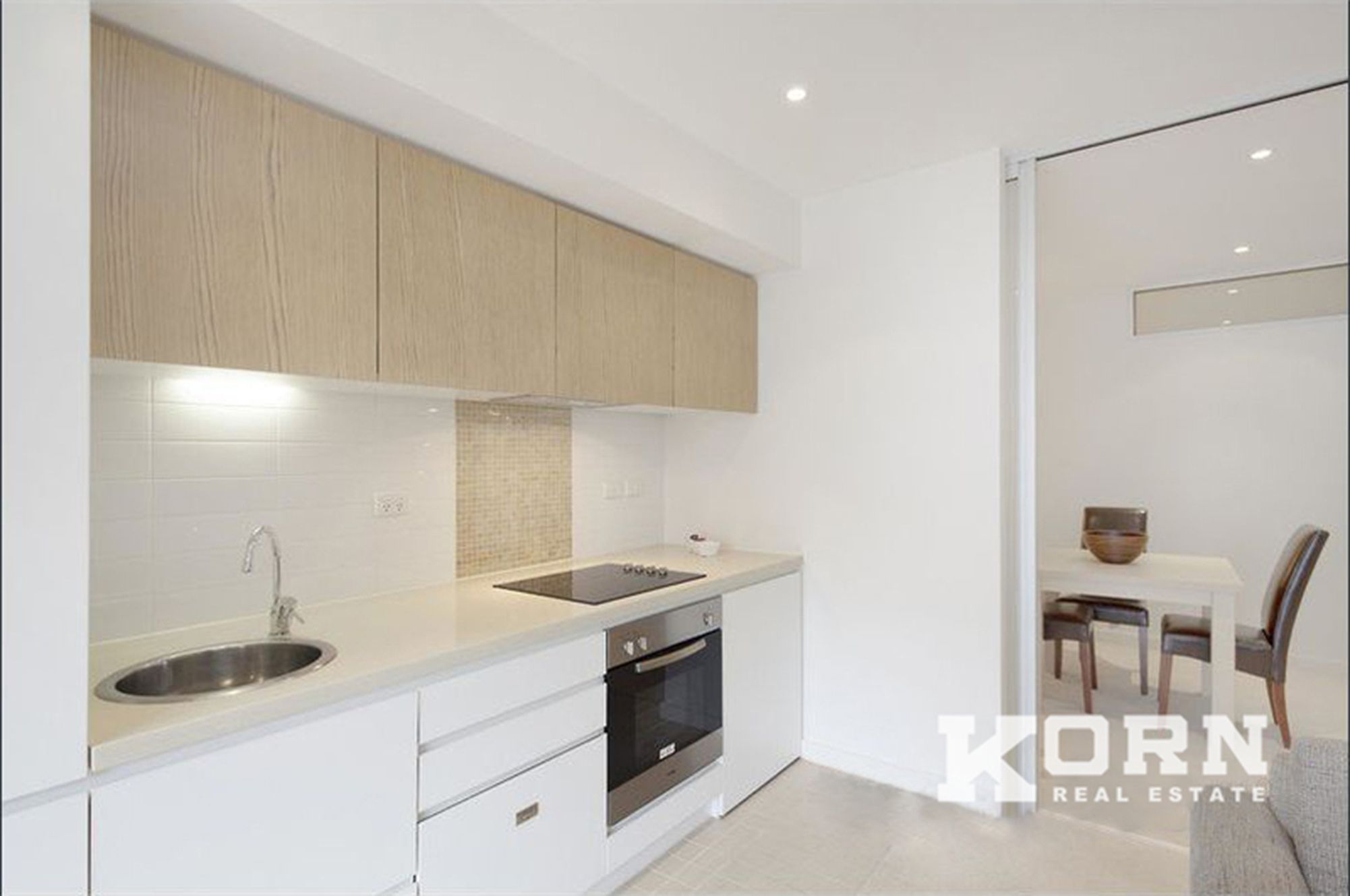 612 / 10 Balfours Way, Adelaide