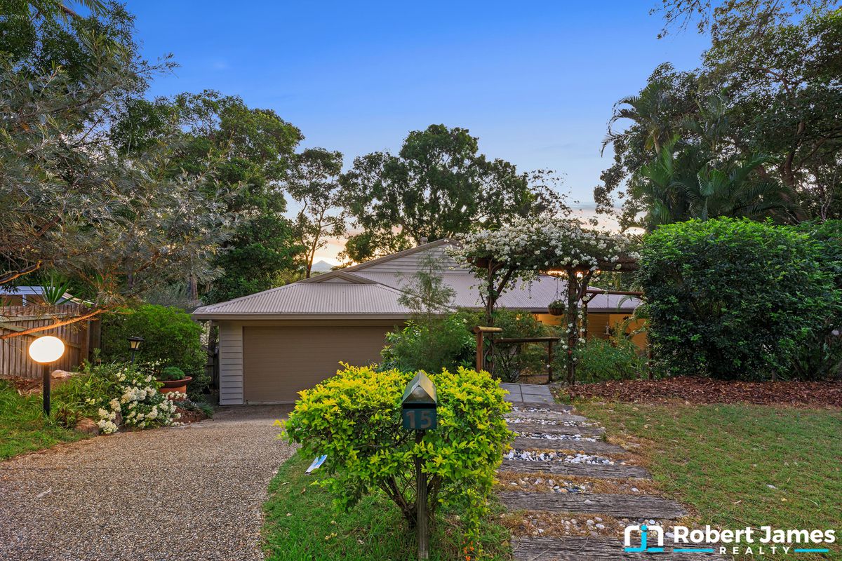 15 Moonare Crescent, Noosa Heads