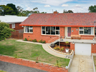 34 Woolven Street, Youngtown