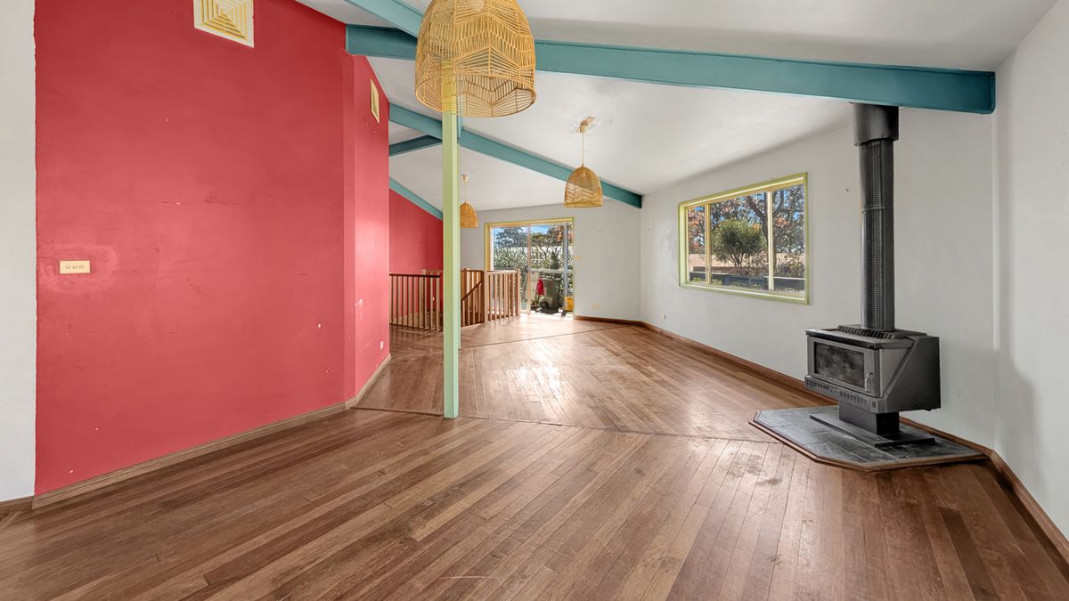 35 Hillcrest Avenue, North Narooma