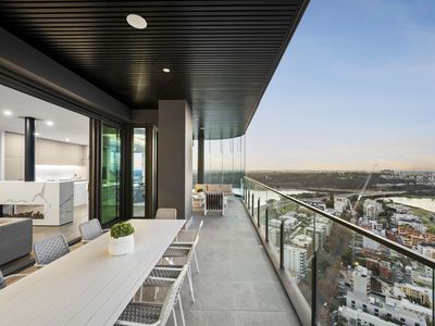 3601 / 99 Mill Point Road, South Perth