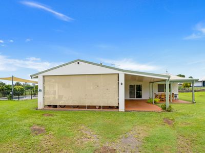 64B Harley Street, Kamerunga