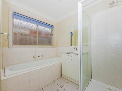 10 Kelebek Road, Tarneit