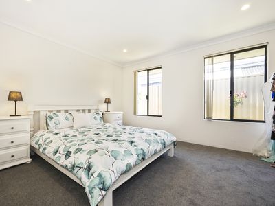 17 Knighton Way, Butler