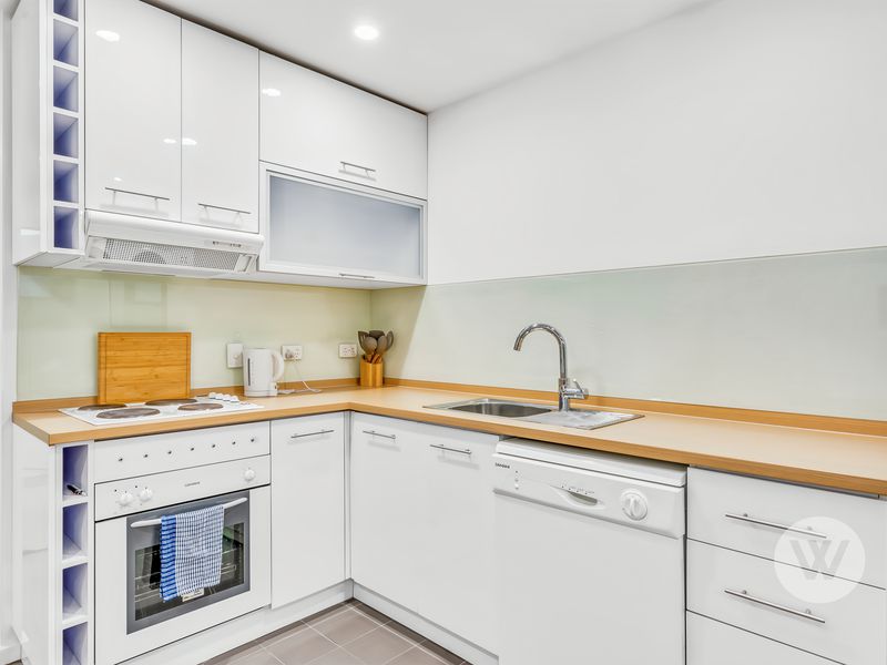 217 / 9 Paxtons Walk, Adelaide