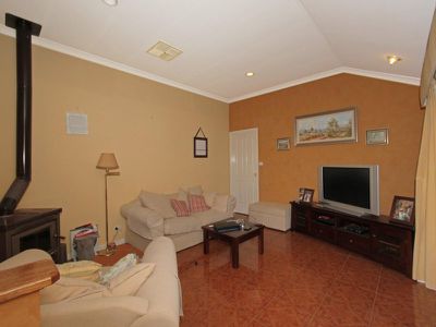 3 Kurnalpi Close, Kalgoorlie