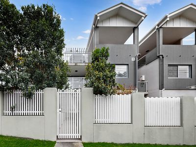 1 / 166 Herston Rd, Herston