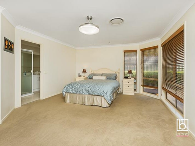 63 Mebbin Circuit, Woongarrah