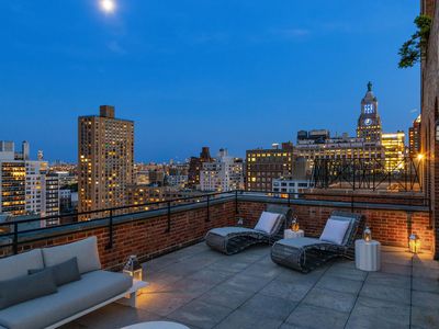 18 Gramercy Park South, New York, NY, International