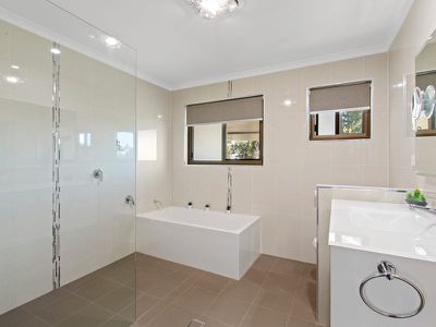 18 Boskenne Street, Rochedale South