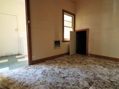 51 The Esplanade, Seymour