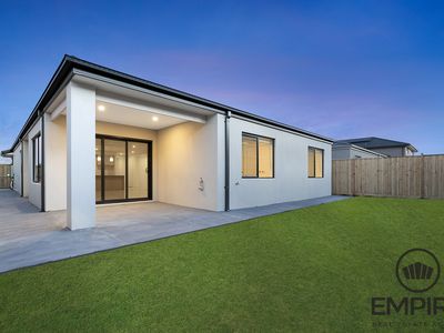 142 Yeungroon Boulevard, Clyde North